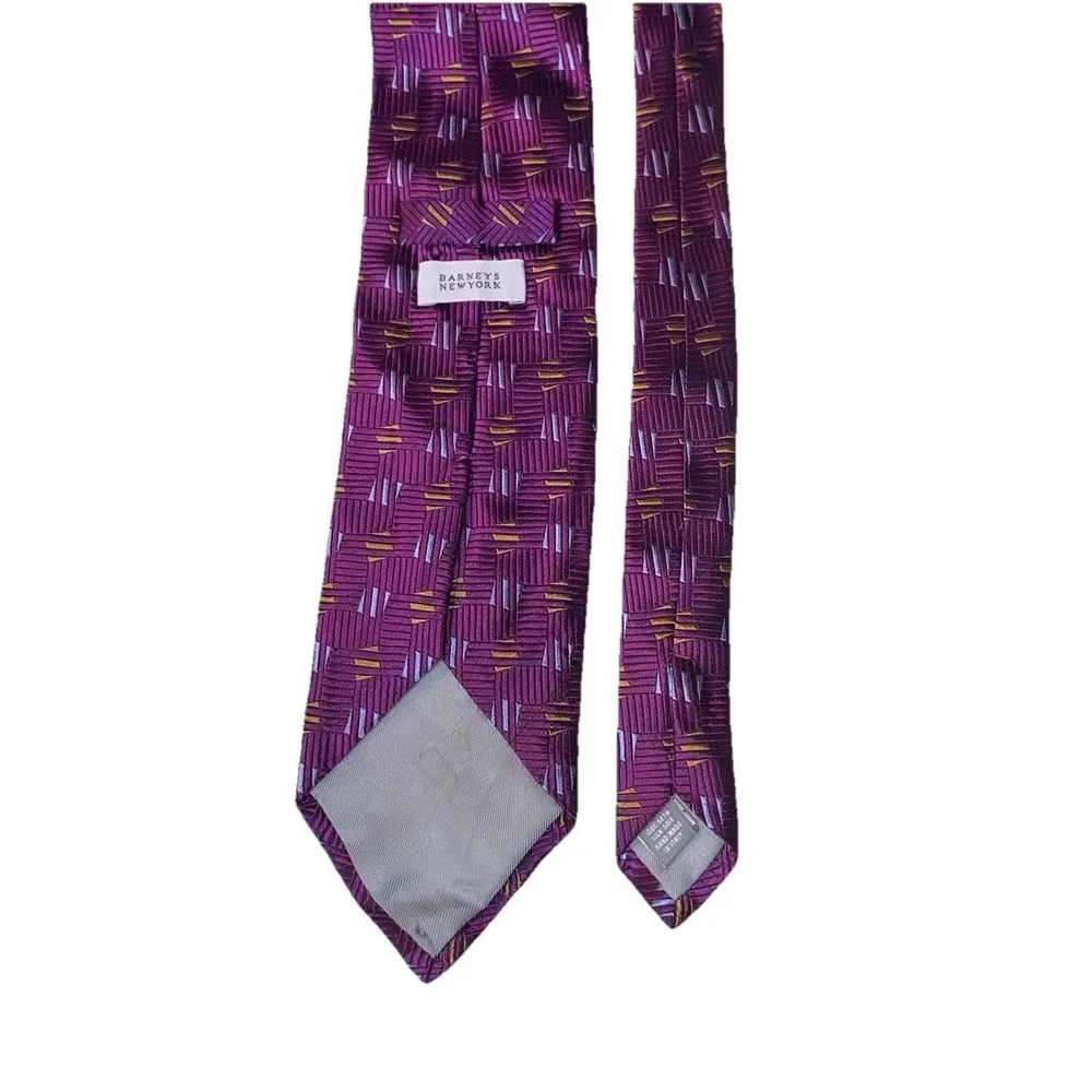 Barneys New‎ York Mens NeckTie 100% Silk Purple/Yellow/Blue Geometric 60